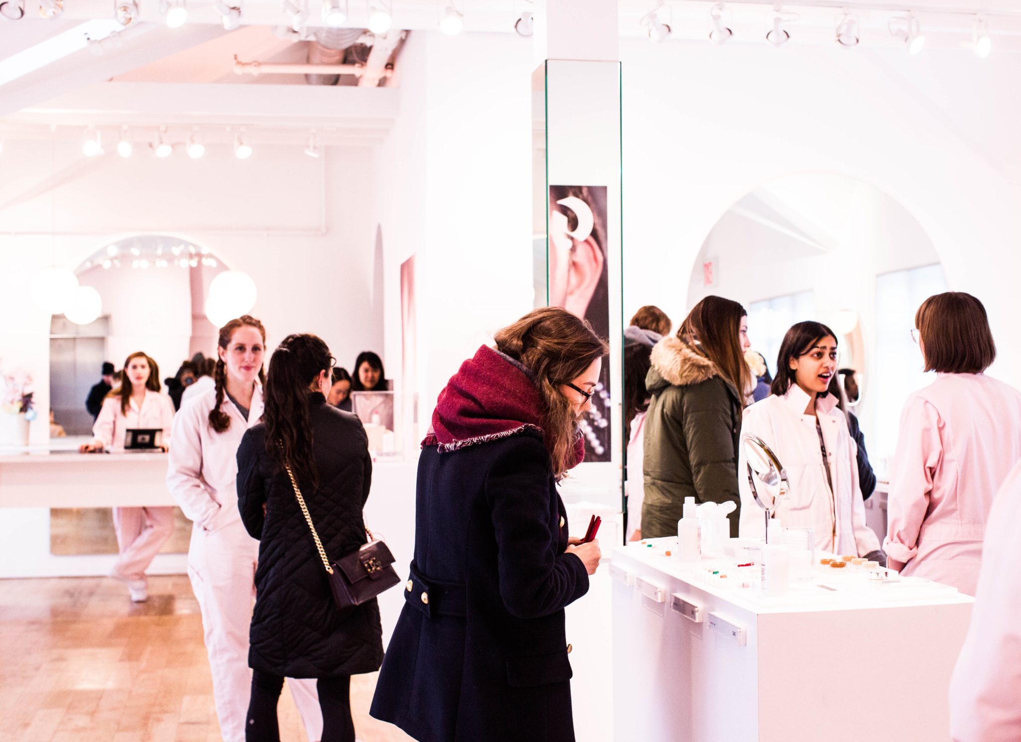How Direct-to-Consumer Brands Can Win In-Store